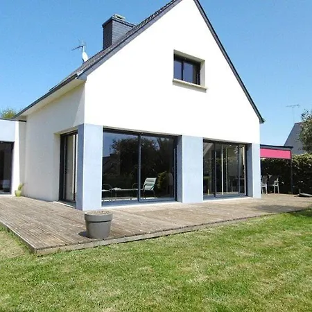 Maison 5 Pieces 8 Personnes Avec Jardin Clos A Proximite De La - Erell Villa *
